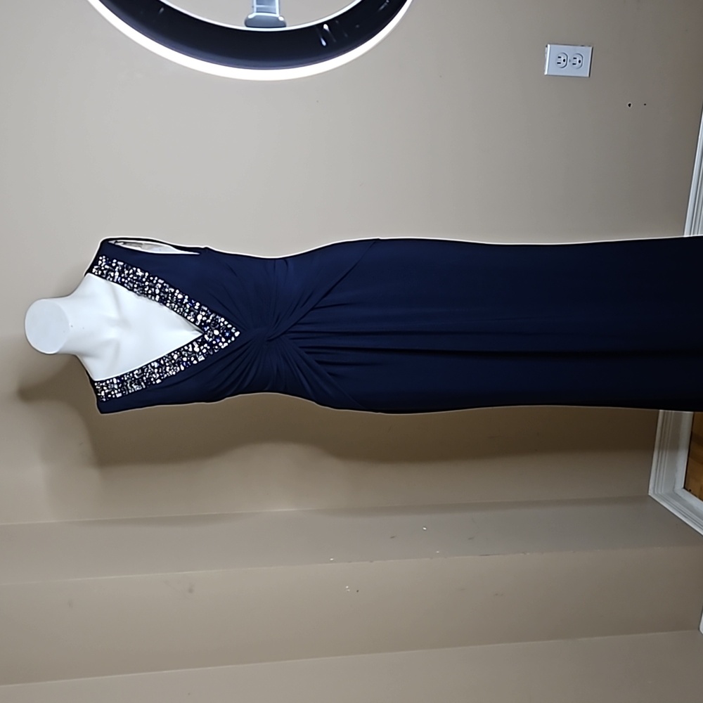 🦋Vince Camuto Navy Rhinstone Gown